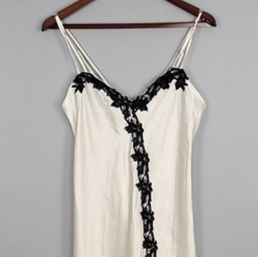 Anthropologie Flora Nikrooz Cream & Black Floral Lace Satin Slip Dress